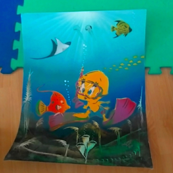 Poster of tweedy under water - Picture 1 of 4